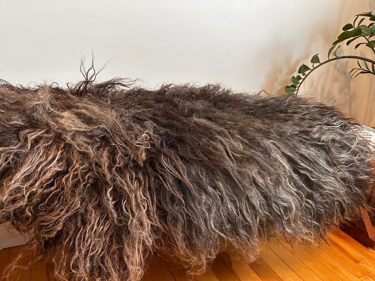 Hebridean (Brown/grey/black-L)